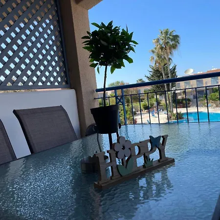 Apartment Paradise Gardens2 With Waking Distance To The Sea Paphos